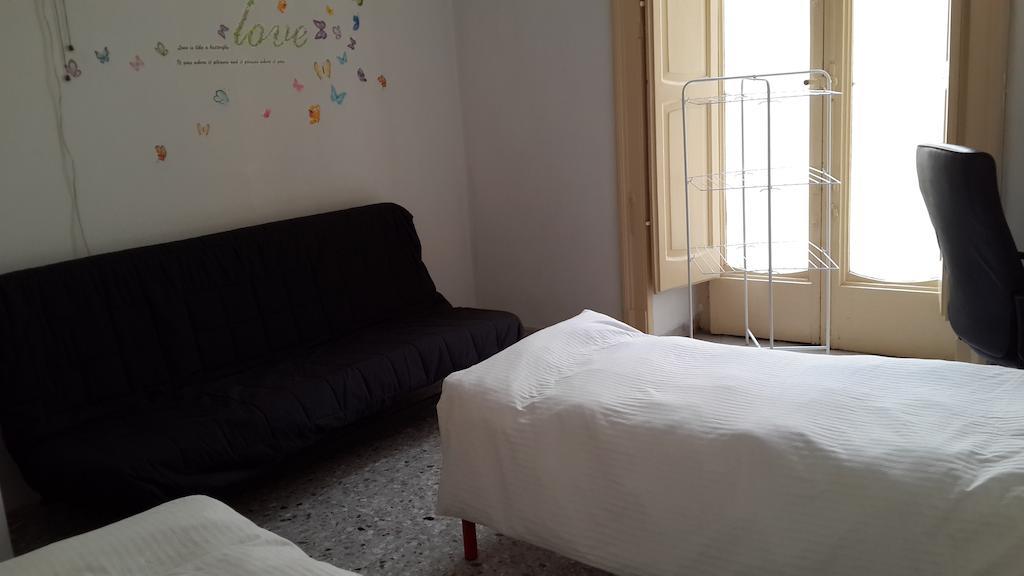 Youthhome B&B Napoli Dış mekan fotoğraf